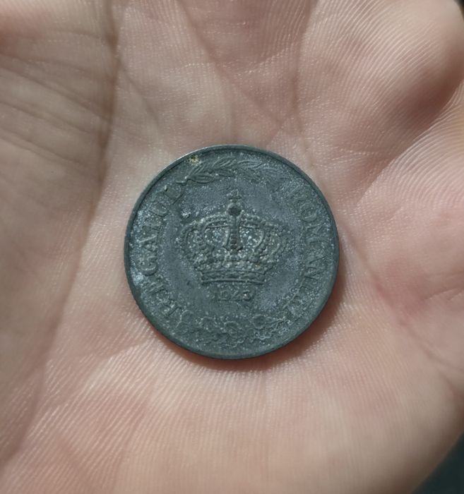Vând Moneda de colecție (RARĂ) 20 Lei, din 1944 într-o stare buna.