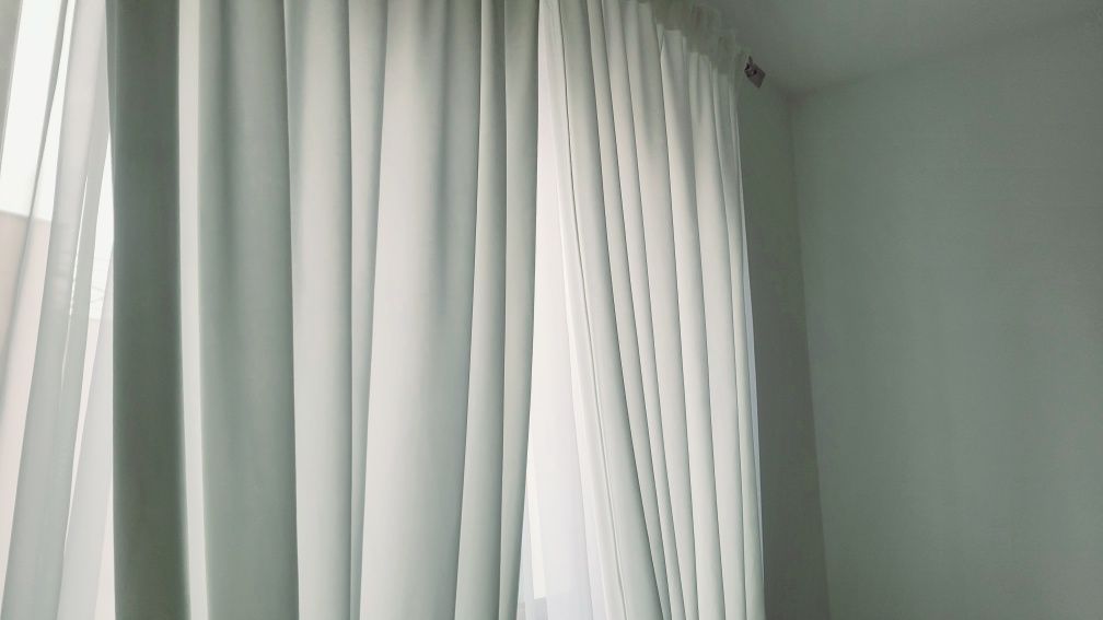 Draperie crem  /rejansa si draperie - alba catifea alba