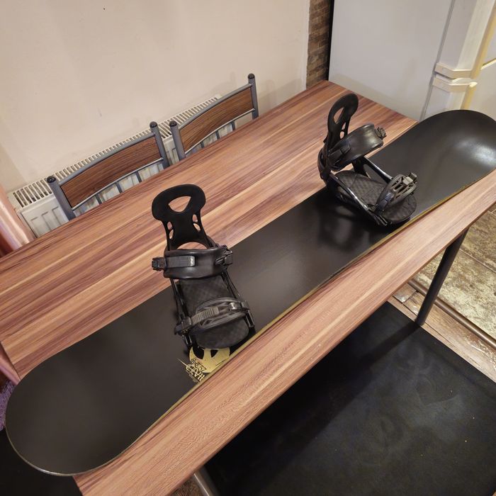 Placa Snowboard Nitro Supra Team 157 cu Legaturi Volkl M