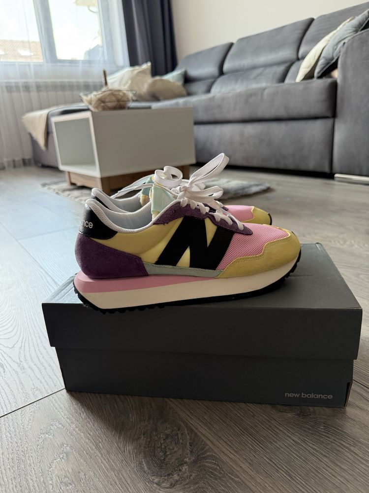 Дамски маратонки New Balance