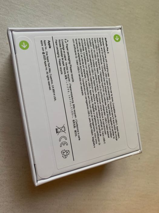 Слушалки Apple AirPods 3 Pro нови