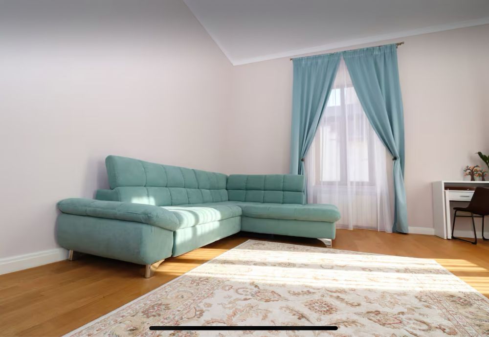 Apartament Ultracentral cladire istorica , str. Republicii 85 m2,m2