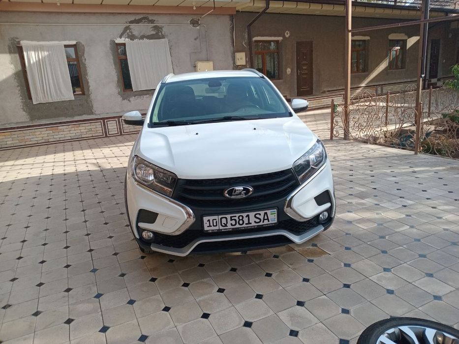 Lada Xray 2019 yil