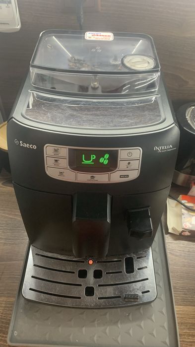 Saeco intelia кафе робот