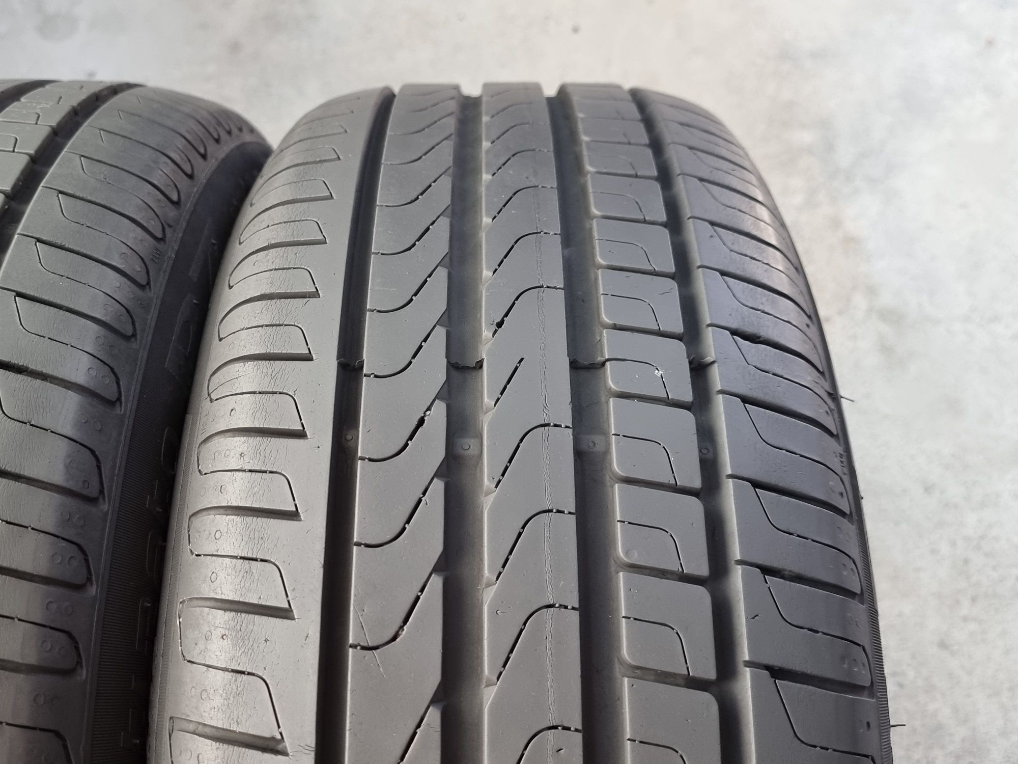 215/50/17 Pirelli 2Броя: 160лв 7мм
