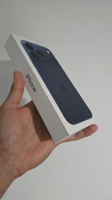 iPhone 17 Pro Max 512GB/DEEP BLUE/USA/Само E-Sim/Наличен