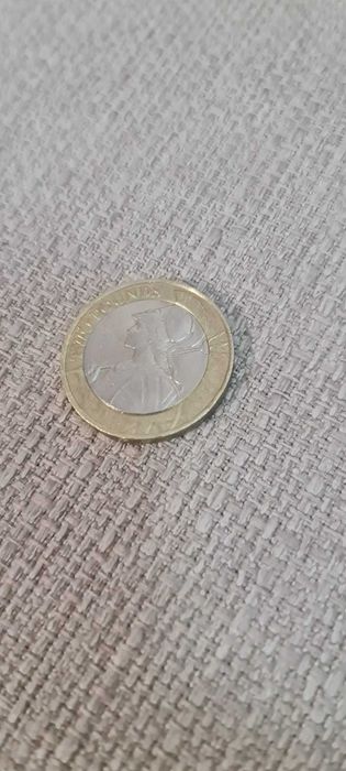 Moneda Al cincilea portret al Britanniei 2015