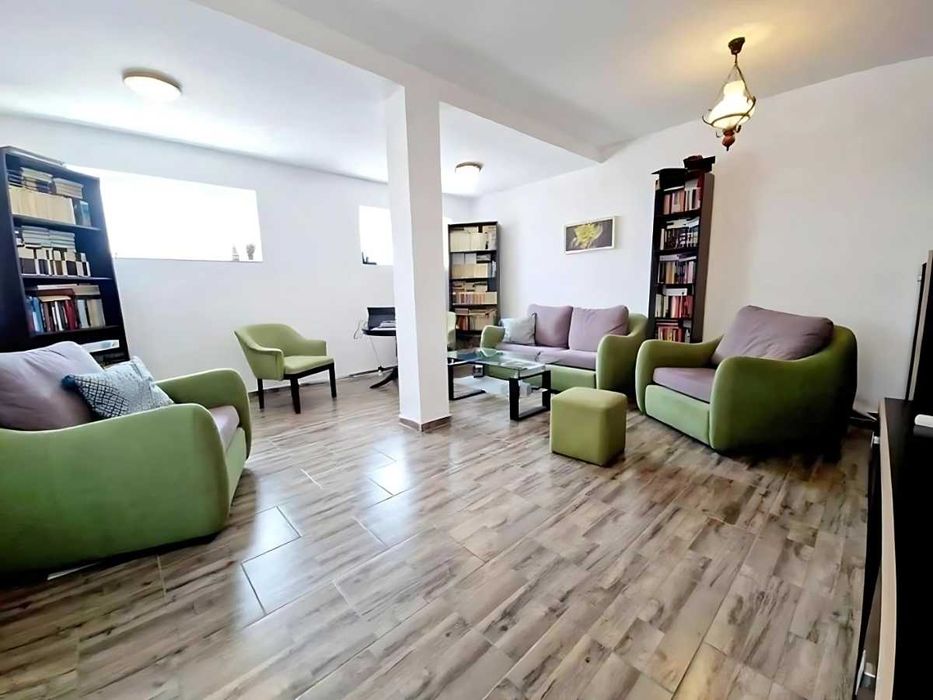 Casă D+P+E, 4 camere, 3 băi, 150 mp utili, curte 120 mp