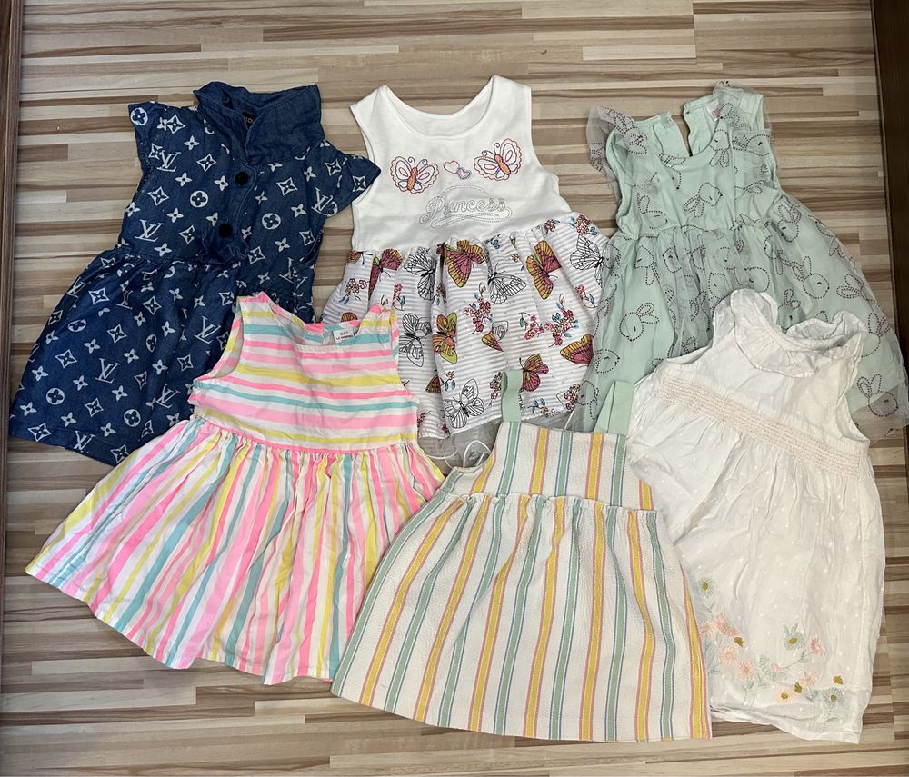 Бебешки рокли до 1 година