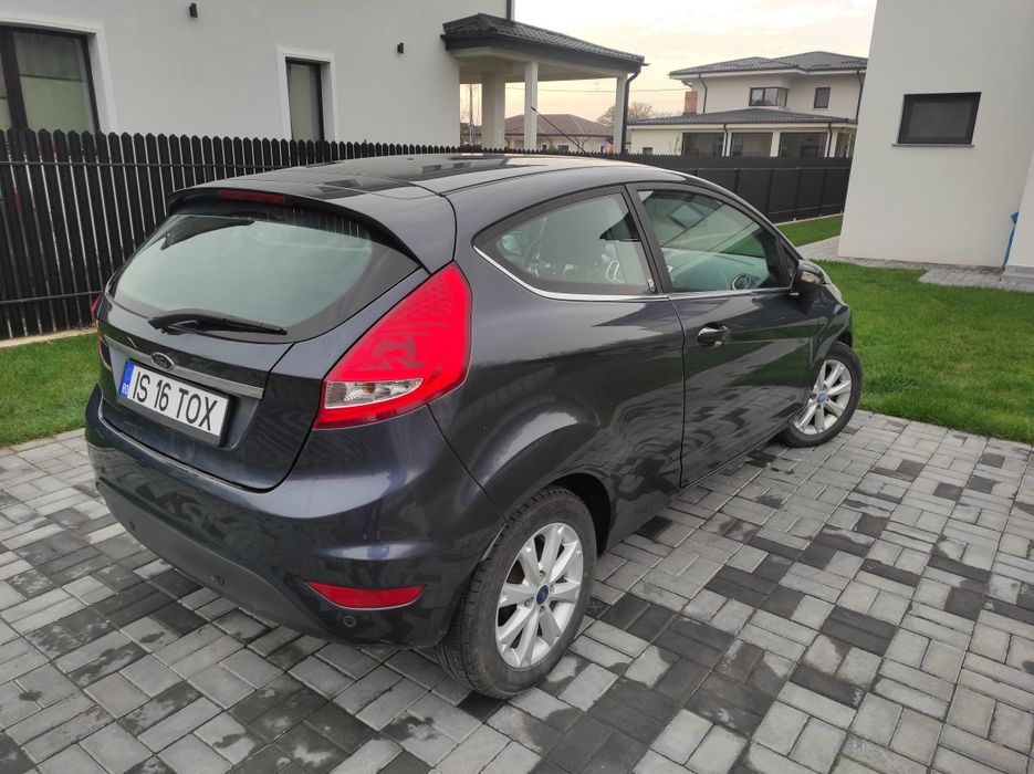 Ford Fiesta Coupe – Ghia – 1.6 Diesel 95 CP