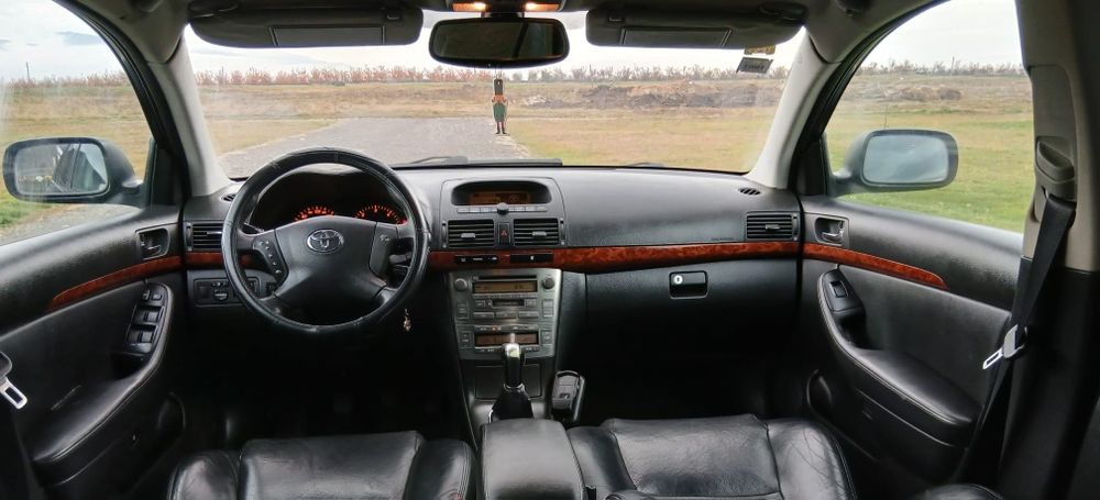 Toyota Avensis/Euro 4/2.0 Diesel/,Piele/Scaune încălzite/Full Dotari