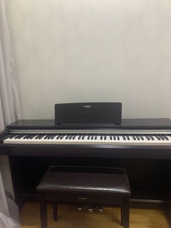 Цифровое пианино YAMAHA Arius YDP-142
