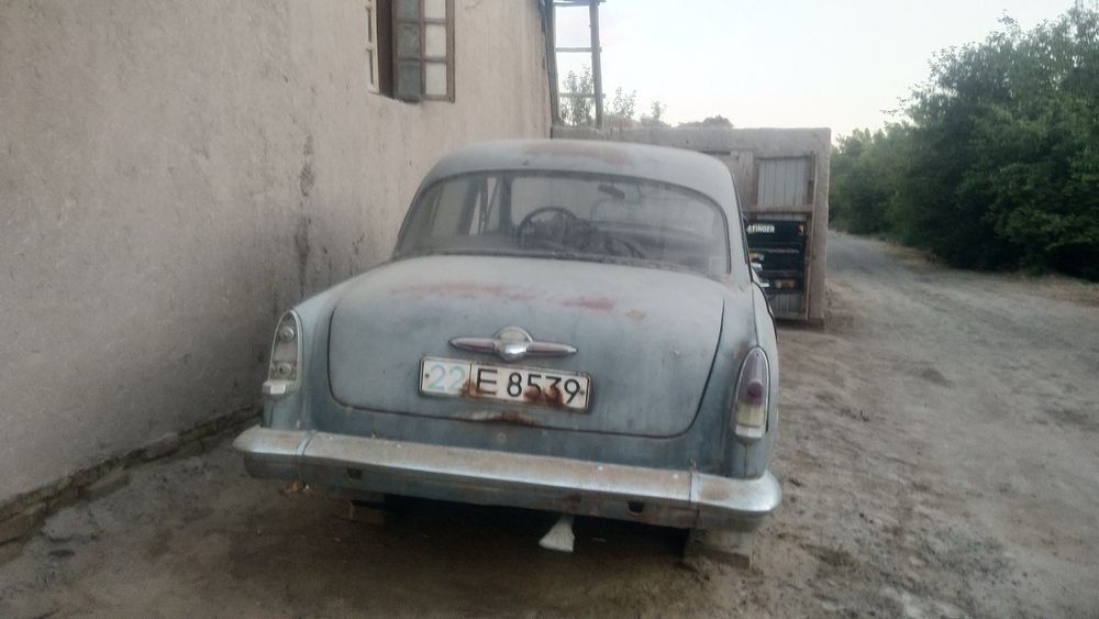 Vaz 21 mashin satiladi kima garak bolsa