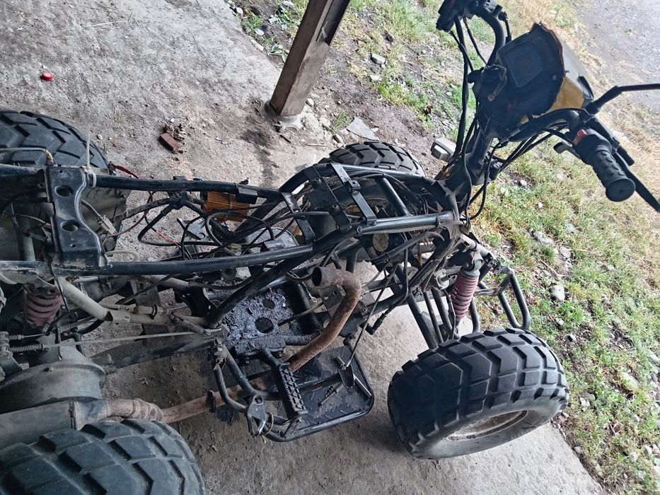 Vând atv bashan de 200cc pe cardan