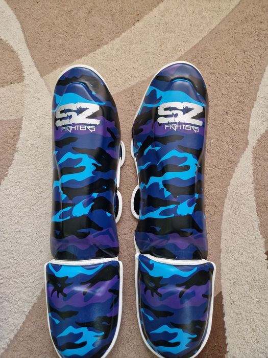 Боксови ръкавици и протектори SZ Fighters