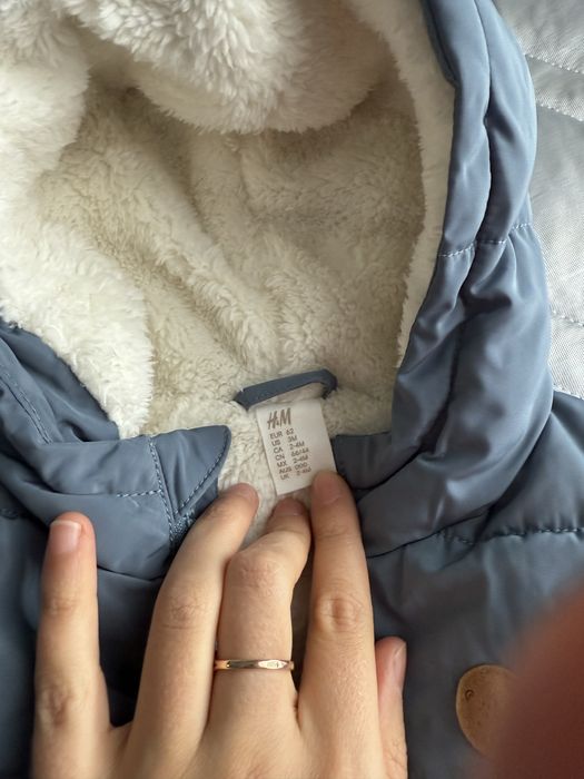 Космонавт H&M 62 и 74 размер, яке Зара 80