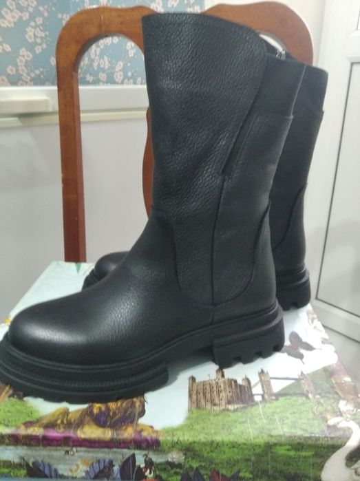 Продам зимние турецкие сапоги