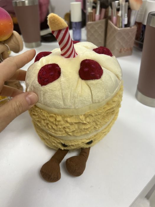 Jellycat cake _plus