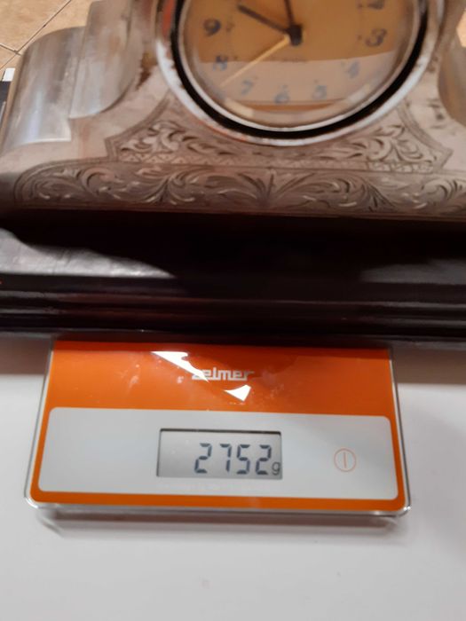 Ceasuri , glob mat nefer. si vapor din compozit, pe suporturi lemn