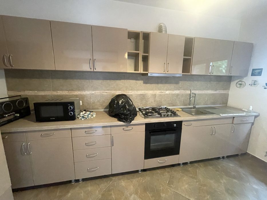 Casa de Tip duplex + Teren 200 mp in zona Cug-EXPO MOBILA !