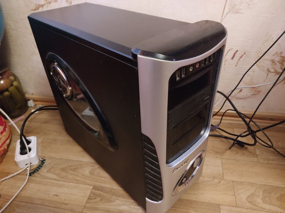 Компьютер на запчасти