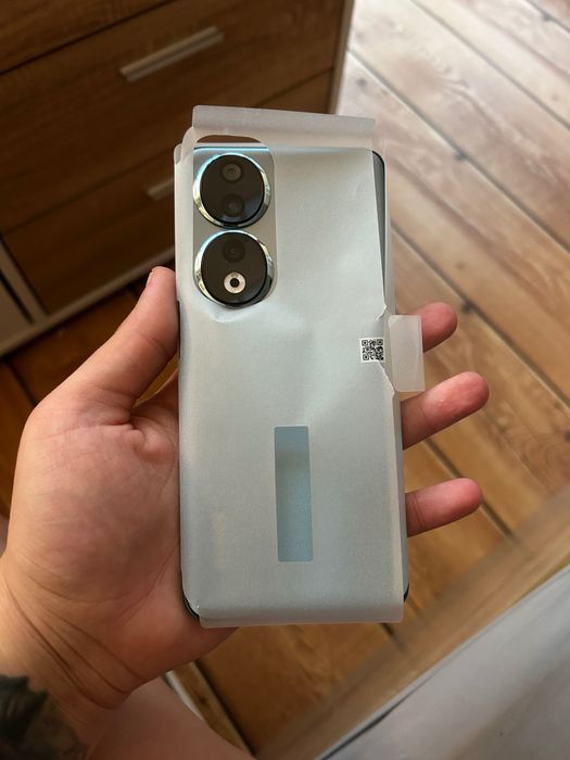 Honor 90,12GB RAM,512GB