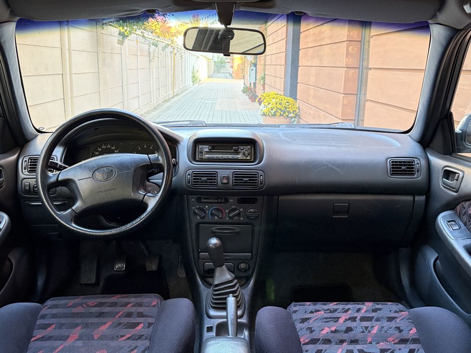 Toyota corolla E11 1996
