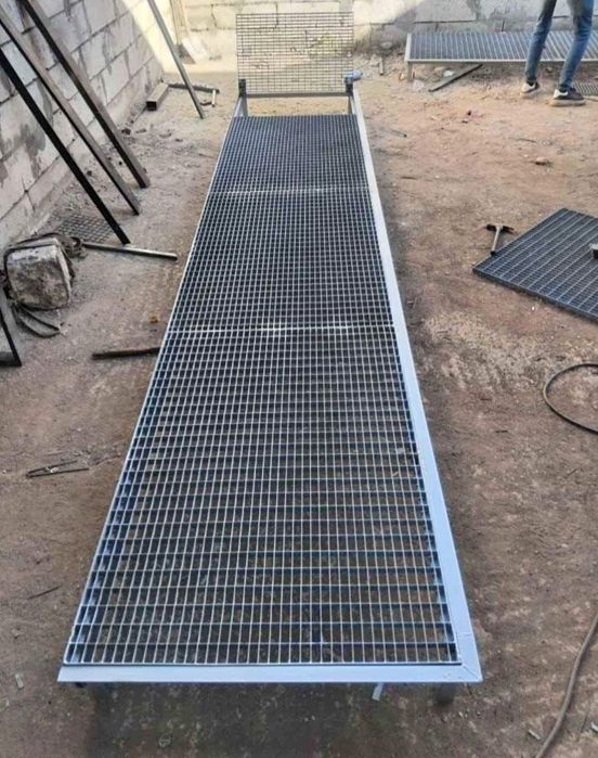 Grătare zincate la diferite dimensiuni