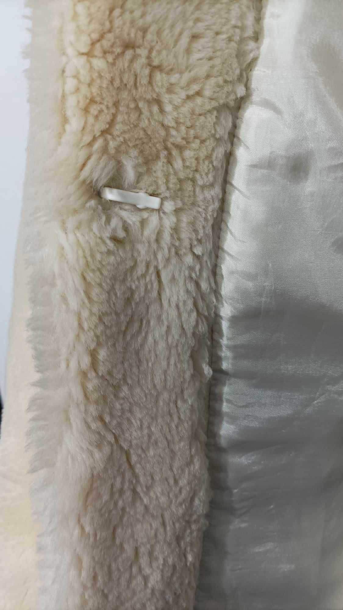 Дамско късо палто, размер М