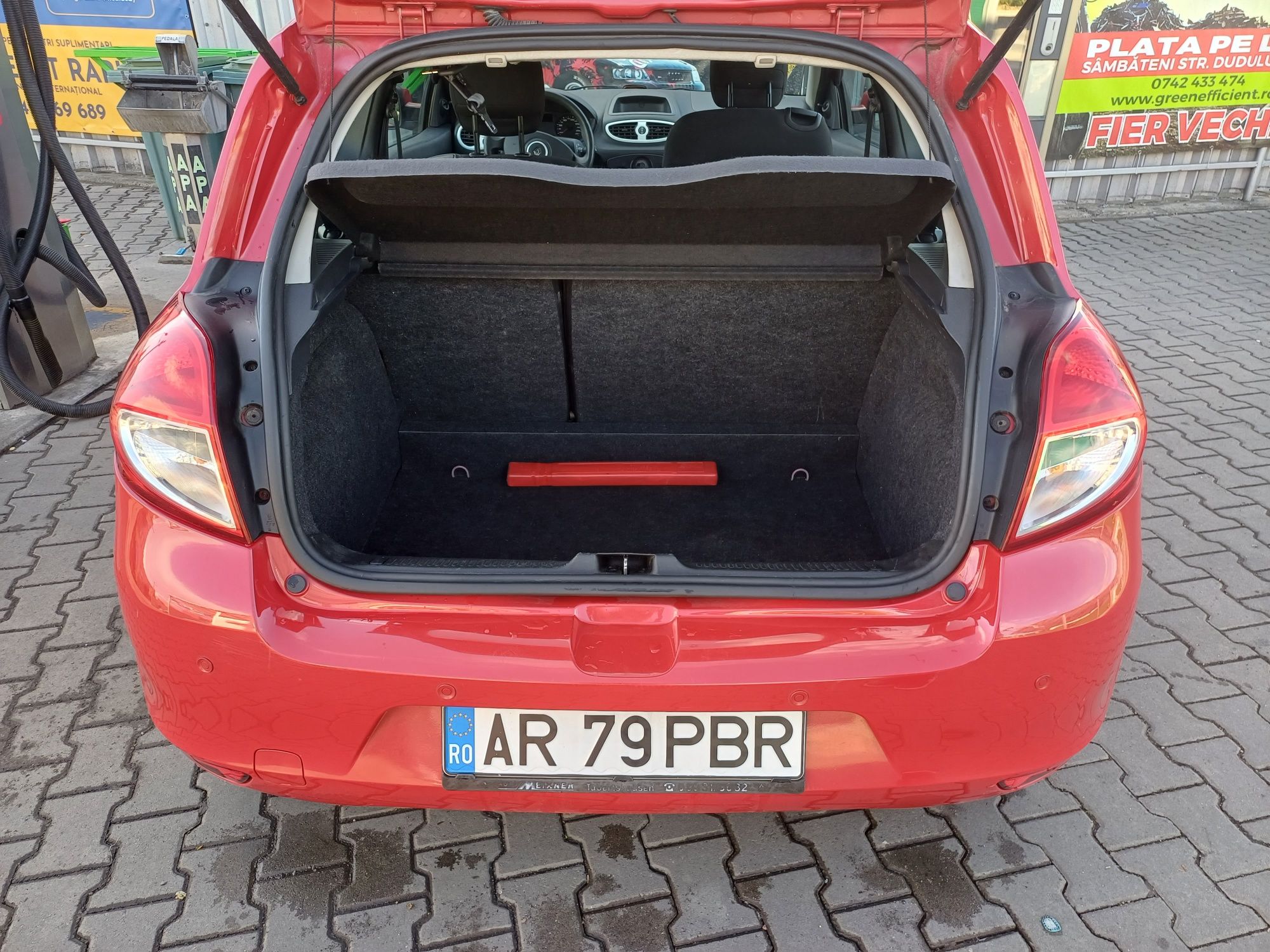 Renault clio 3  An 2012 benzina