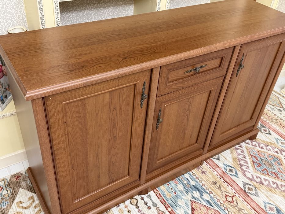 Комод из натурального дерева