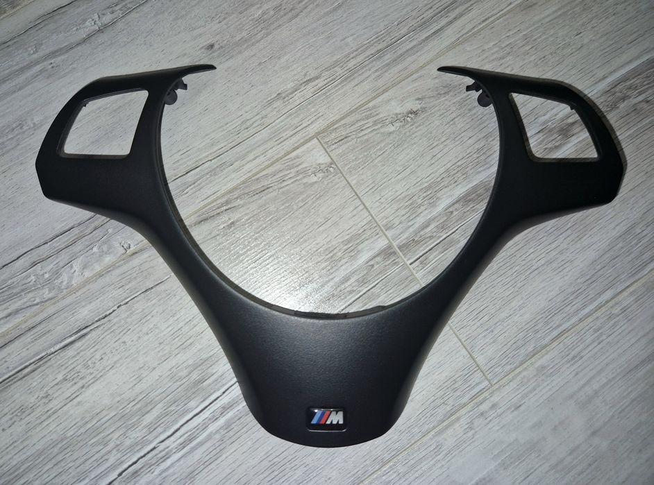 Лайстна за М спорт волан BMW e90/91/92