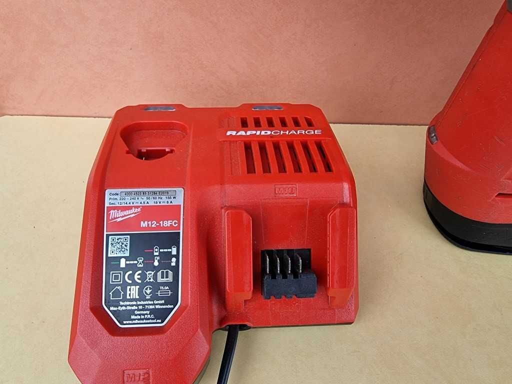 Milwaukee M18 CHXP - акумулаторен перфоратор 4 J