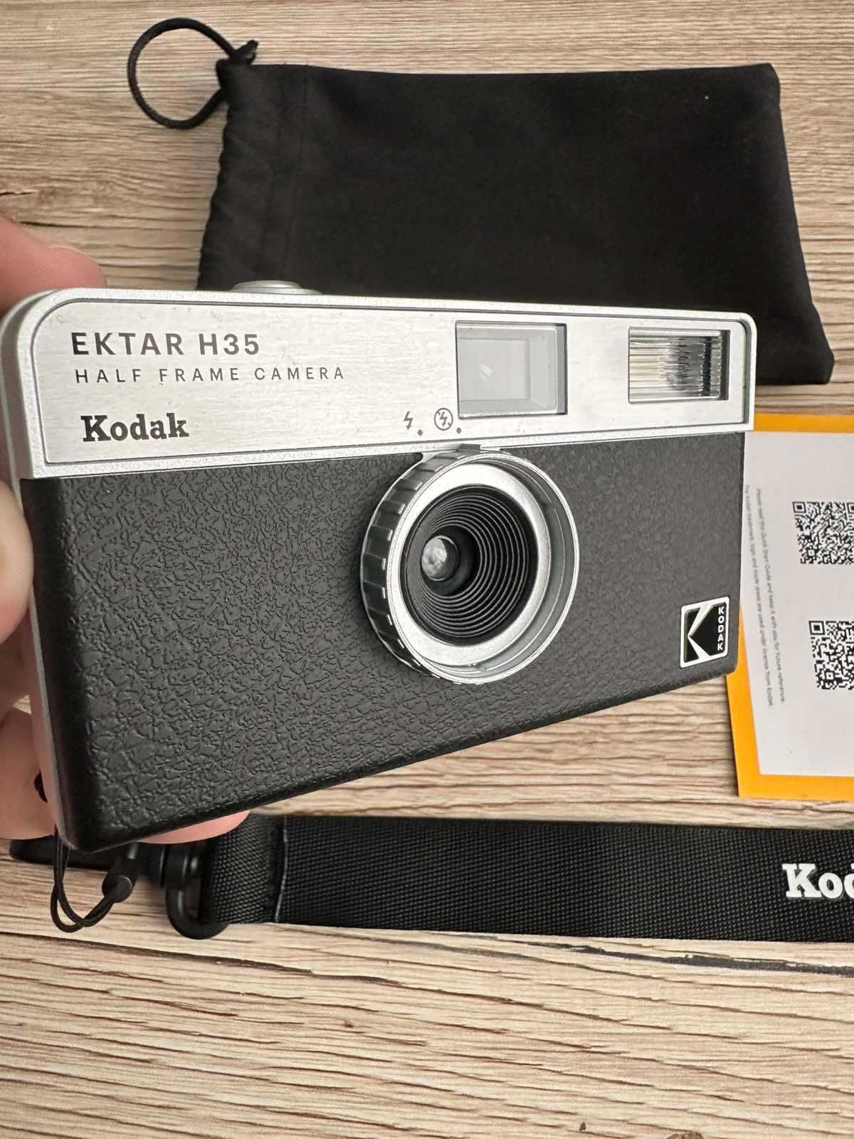 KODAK EKTAR H35 Half Frame Camera