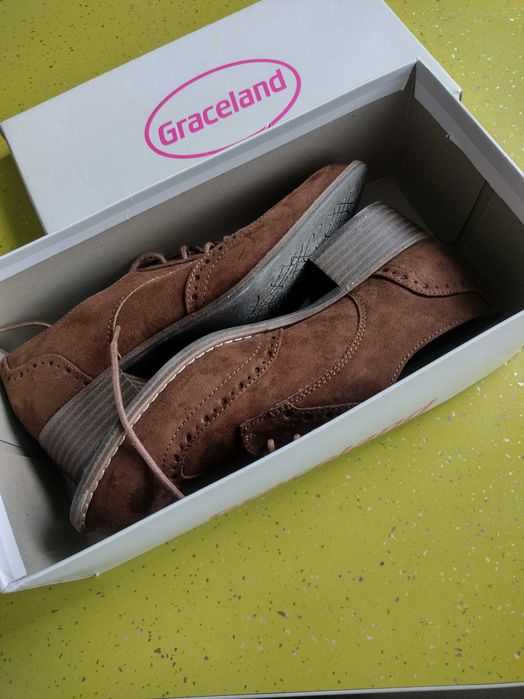 Дамски обувки нови