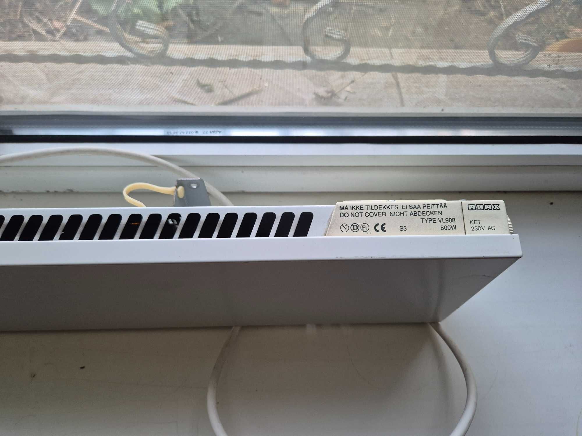 2 бр Конвектори Adax Standard VL 908 KET, 800W, Норвегия