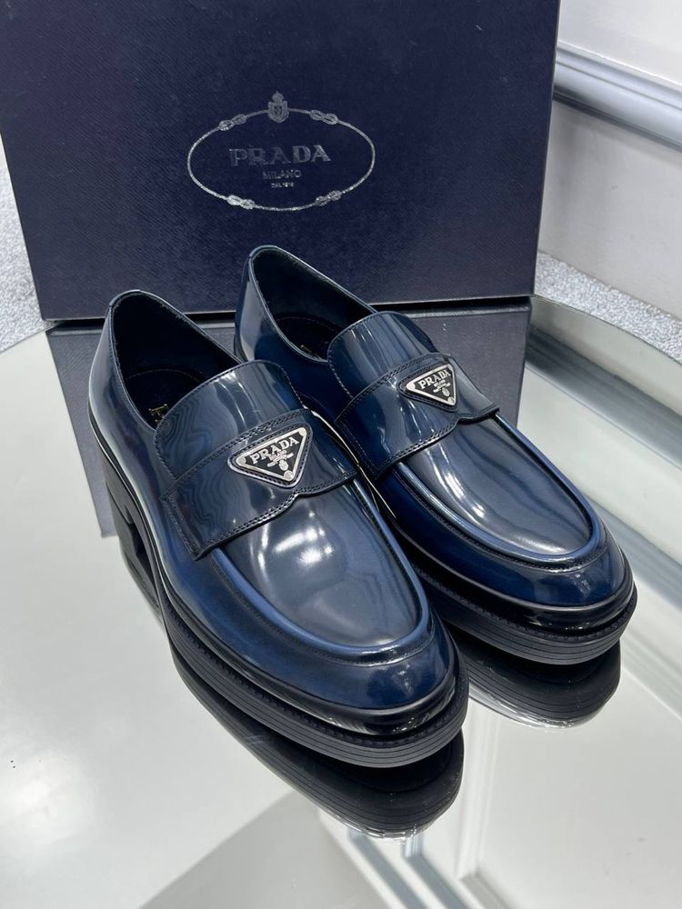 pantofi eleganți bărbați Prada