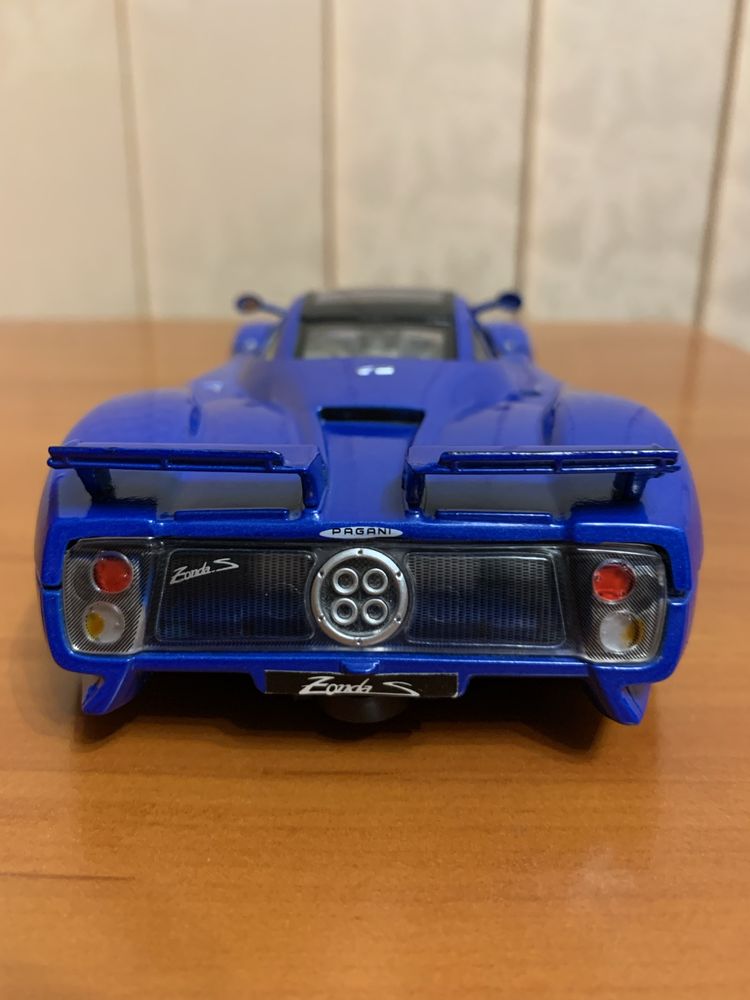 Macheta Pagani Zonda S, 1/24, MotorMax