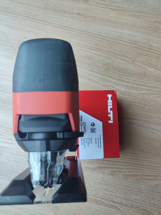 Hilti pendular pe acumulatori Nuron