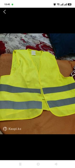 Продаю желетку рабочая