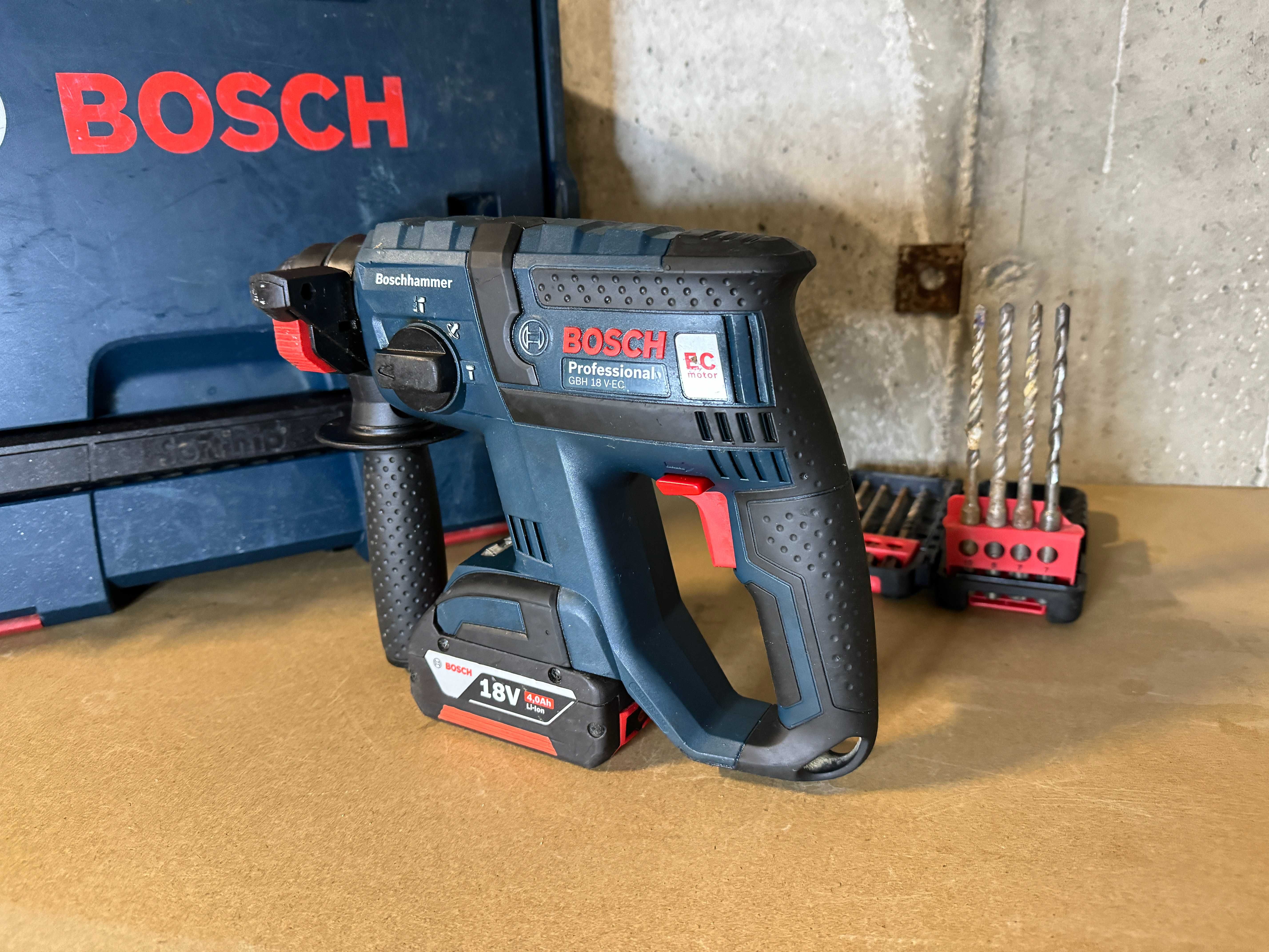 Bosch Перфоратор GBH 18 V-EC Комплект