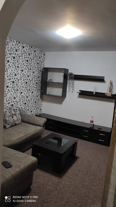 Închiriez garsonieră Uverturii Lujerului