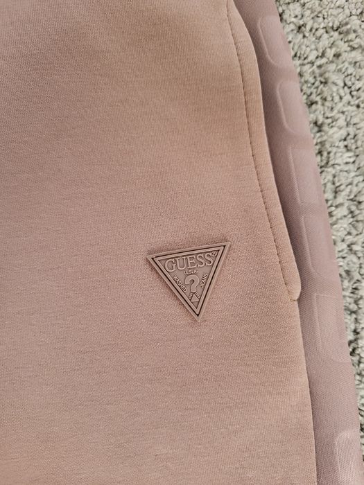 Екип Guess  за момиче 12г.