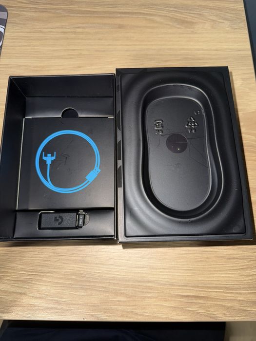 Гейминг мишка Logitech - PRO X SUPERLIGHT, оптична, безжична, черна