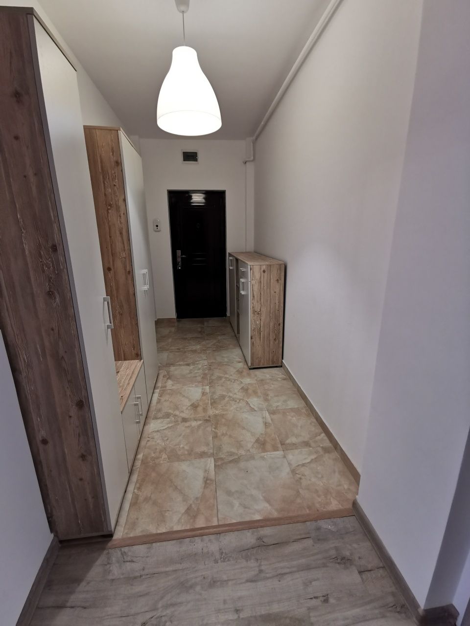 Închiriez apartament cu 1 cameră în Borhanci