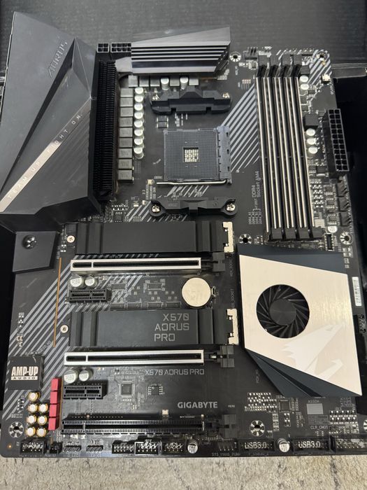 Материнская плата Aorus X570 PRO AM4