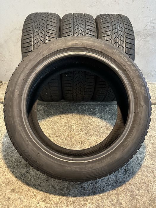 Гуми 245/45/18 PIRELLI Sottozero Winter
