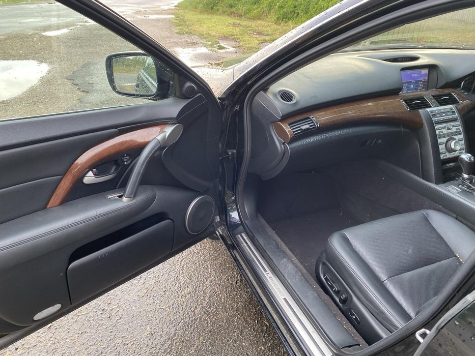 Honda legend на части