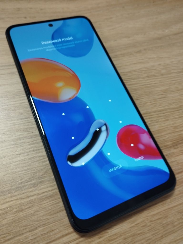 Vând Xiaomi Redmi Note 11 cu garanție Vodafone