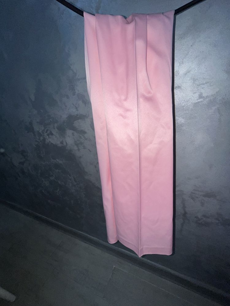 Costum ZARA roz dama XS